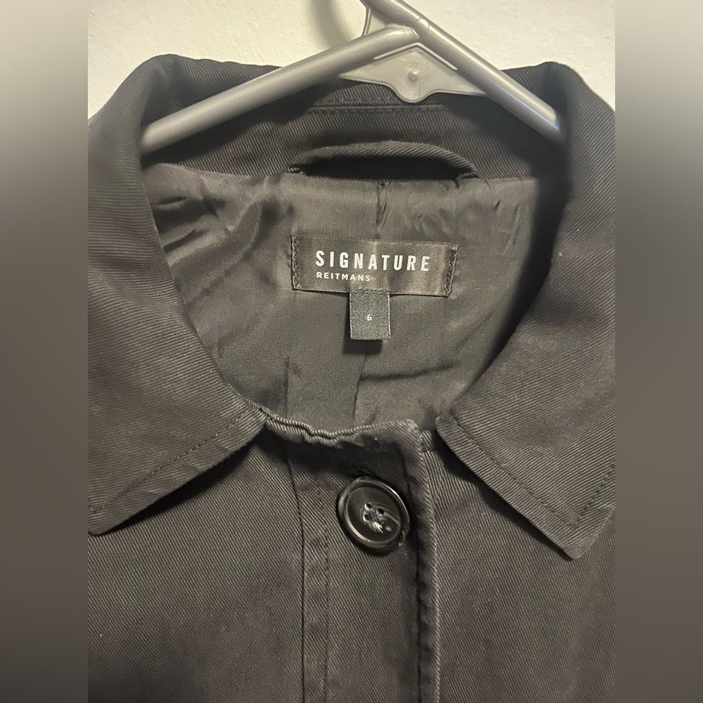 Reitmans Buttoned Crop Twill Shacket (Size 6) - Picture 3 of 3